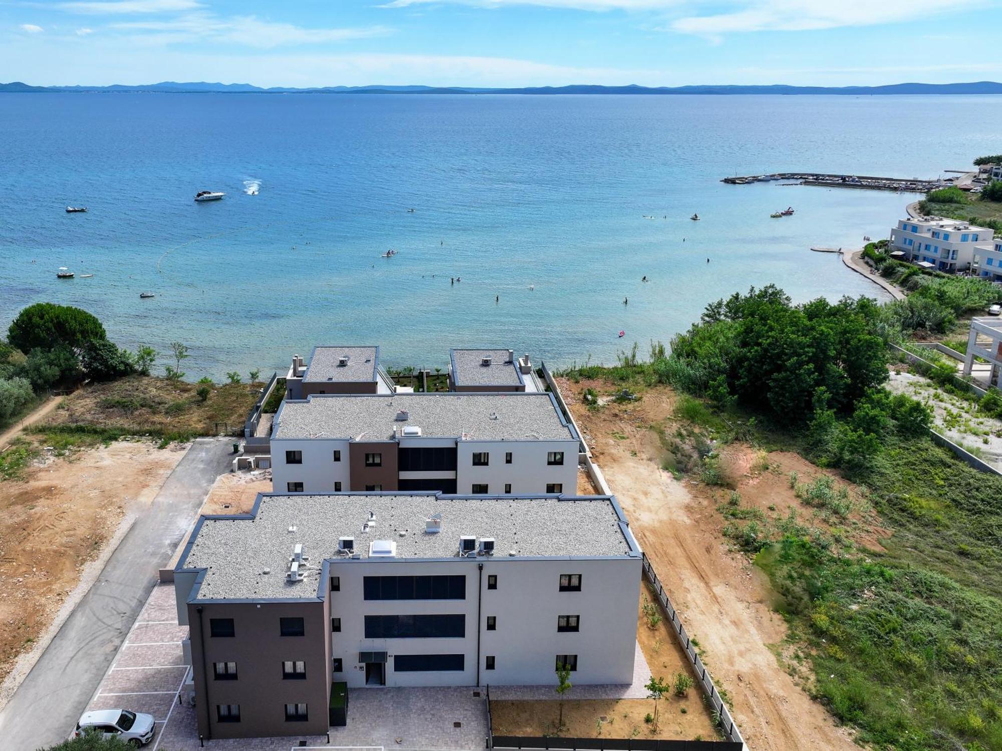 Deluxe Apartments Privlaka On The Sand Exterior foto