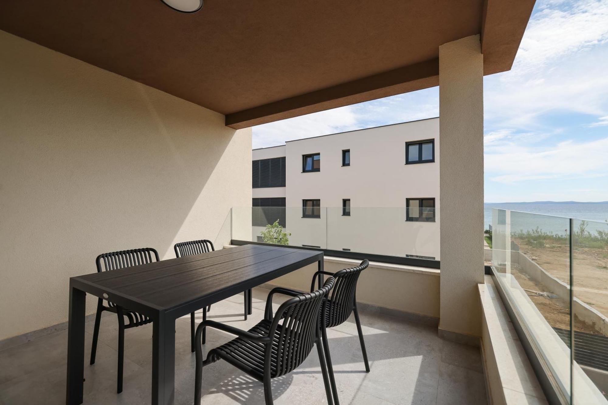 Deluxe Apartments Privlaka On The Sand Exterior foto