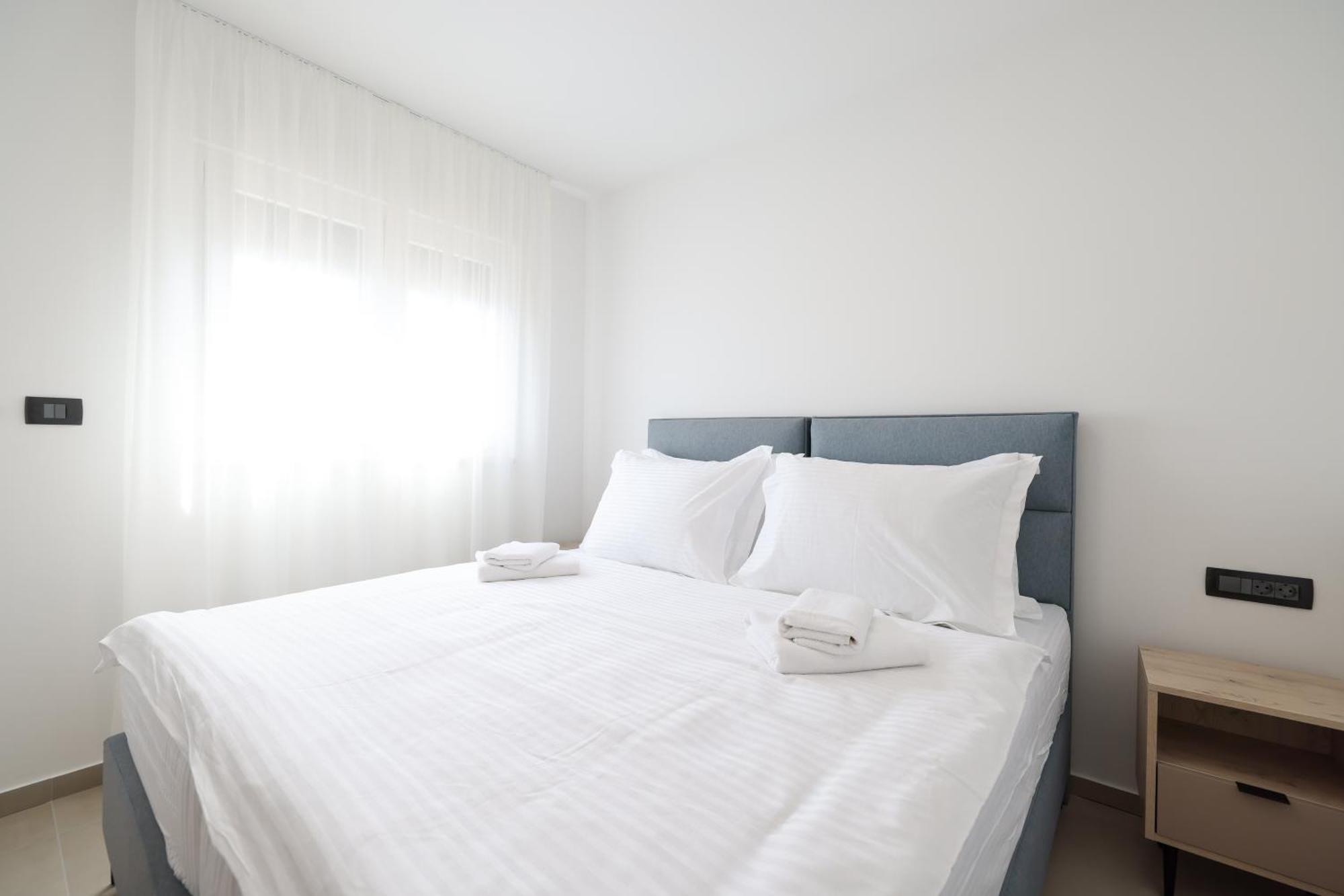 Deluxe Apartments Privlaka On The Sand Quarto foto